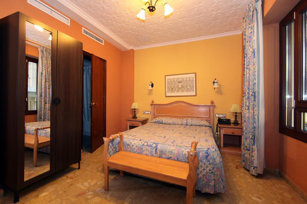 Hotel Hostal Victoria Màlaga Pokoj fotografie